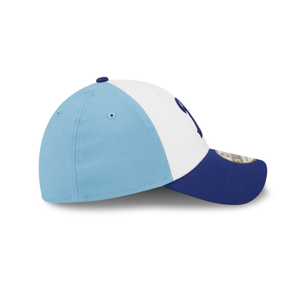Buffalo Bisons MiLB New Era Men's White/Navy 39Thirty Alternate Authentic Collection Stretch Fit Hat