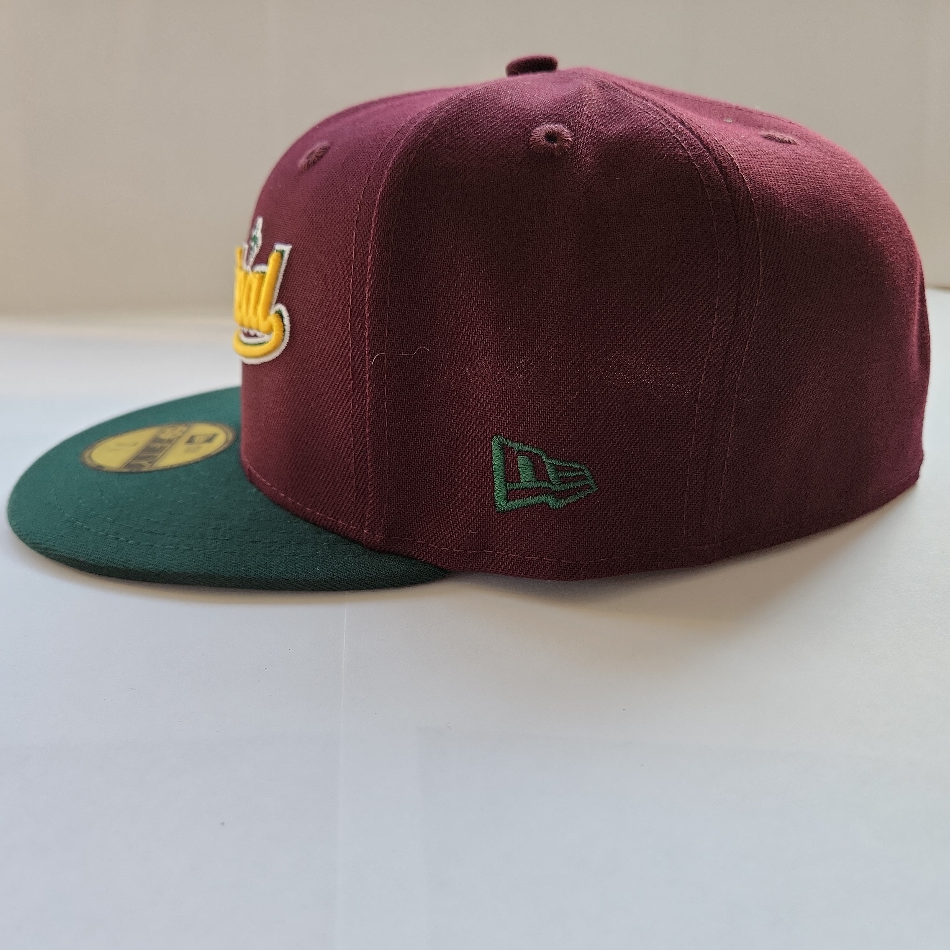 Expos de Montréal MLB New Era pour hommes marron/vert 59Fifty Olympic Stadium Patch Cooperstown Casquette ajustée