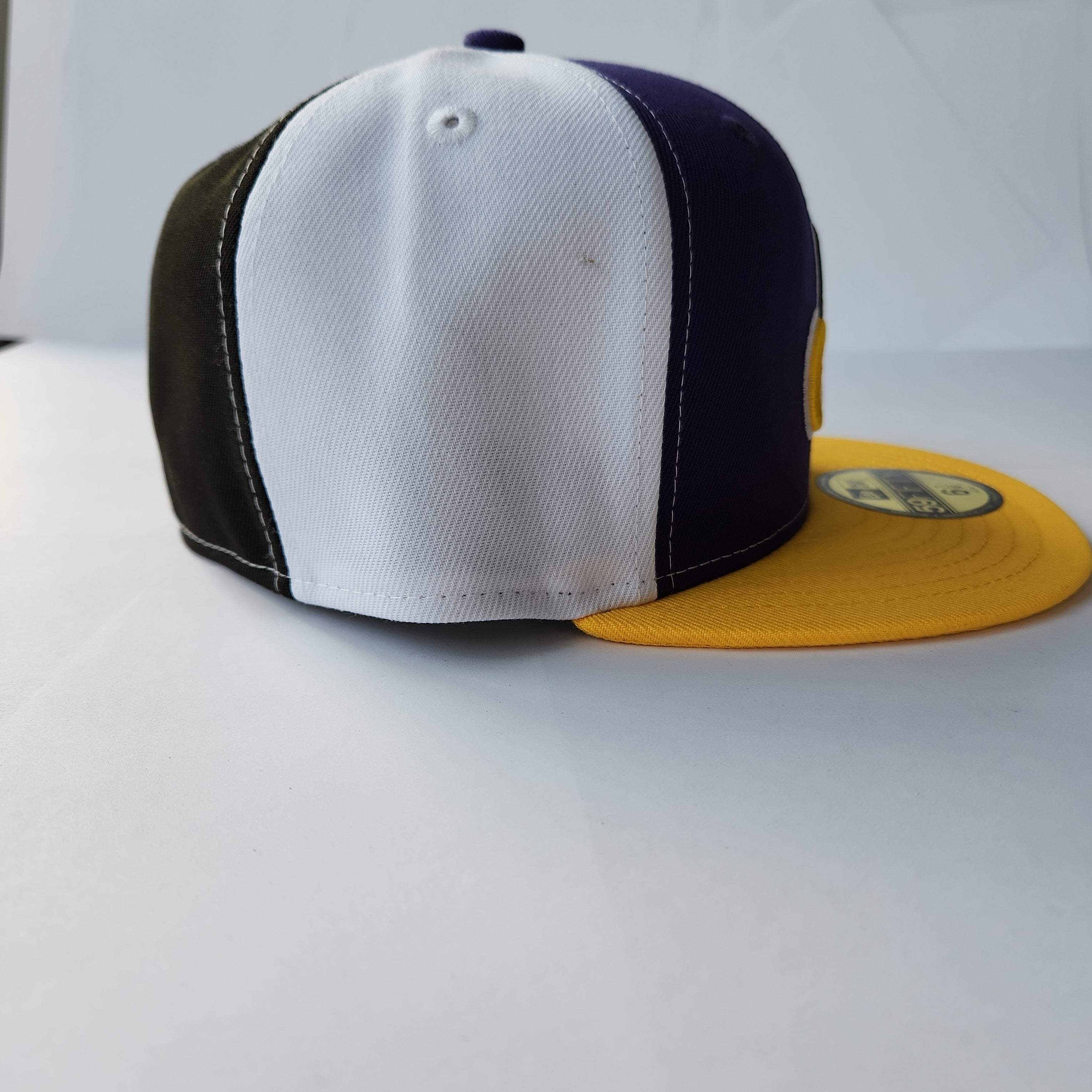 Casquette ajustée 59Fifty Cooperstown jaune/violet New Era des Expos de Montréal pour hommes