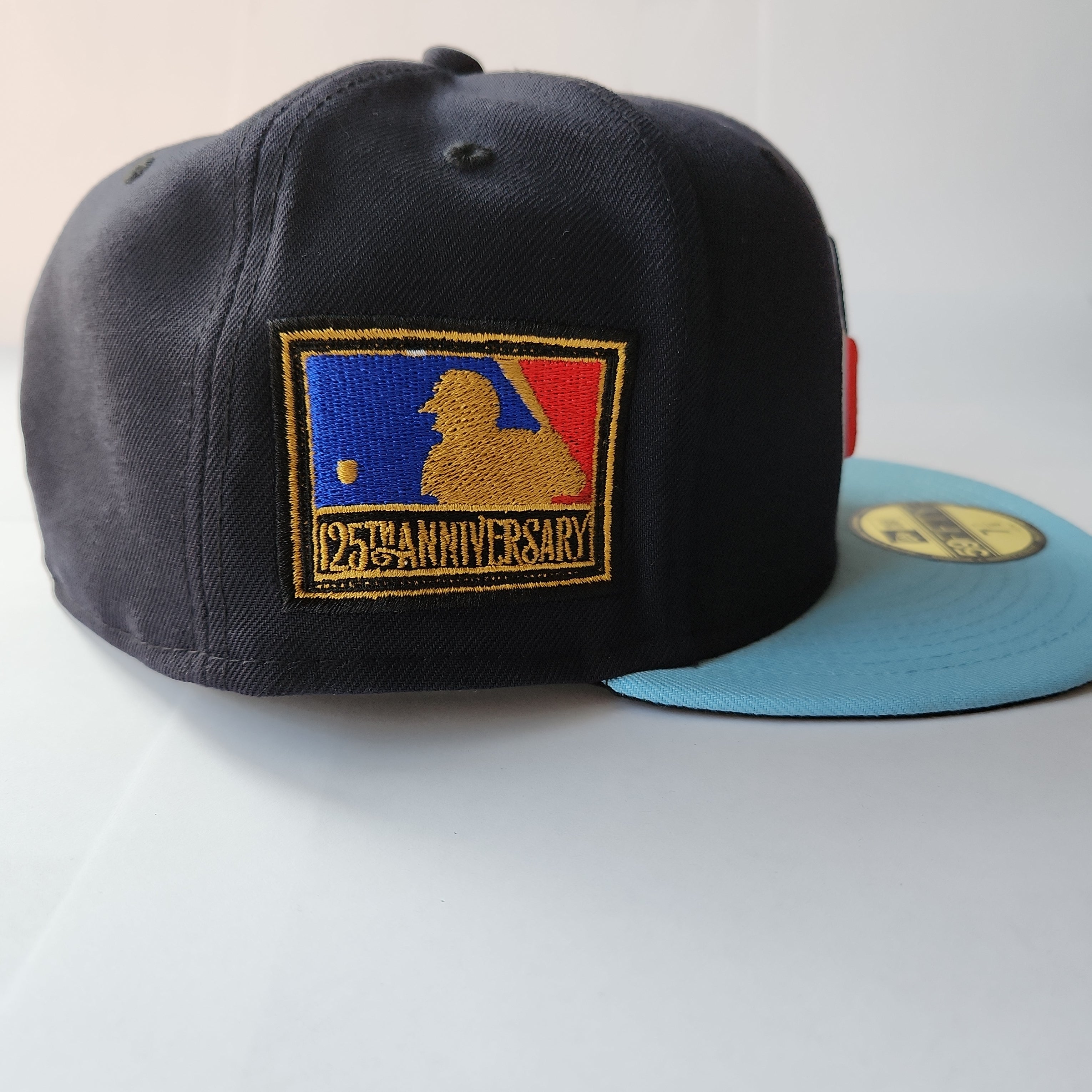 Casquette ajustée 59Fifty 125e anniversaire de Cooperstown des Expos de Montréal New Era pour hommes, bleu marine/bleu clair