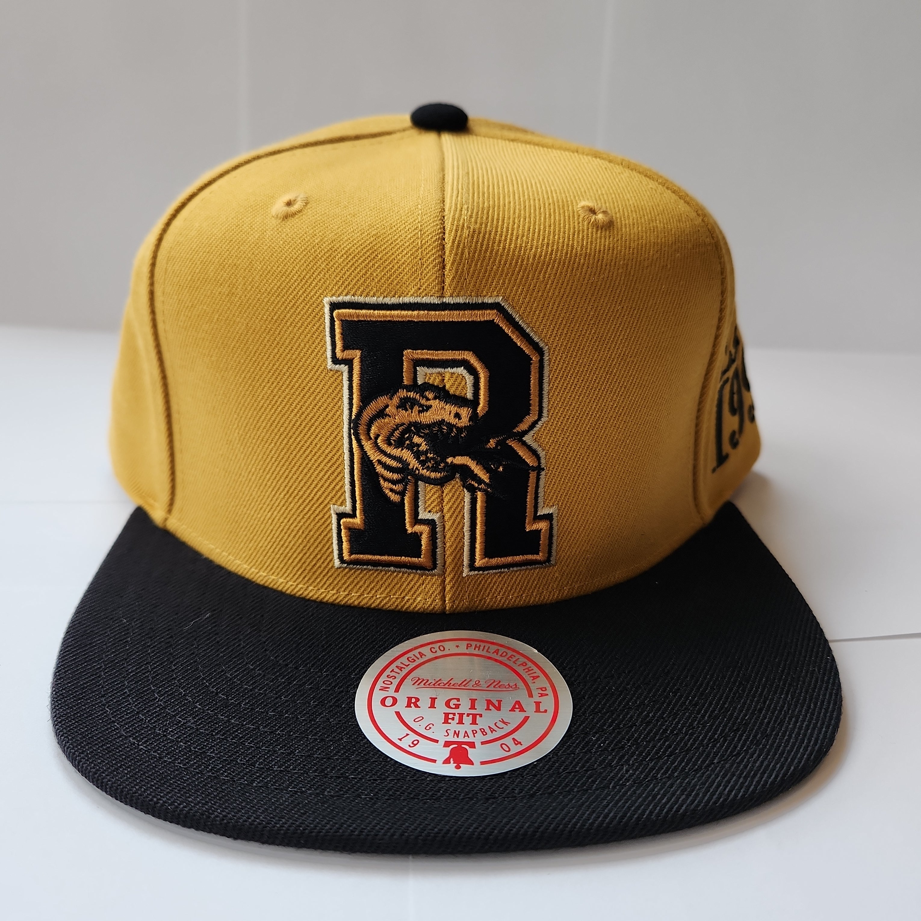 Toronto Raptors NBA Mitchell & Ness Moutarde Gym Stallion Snapback pour hommes