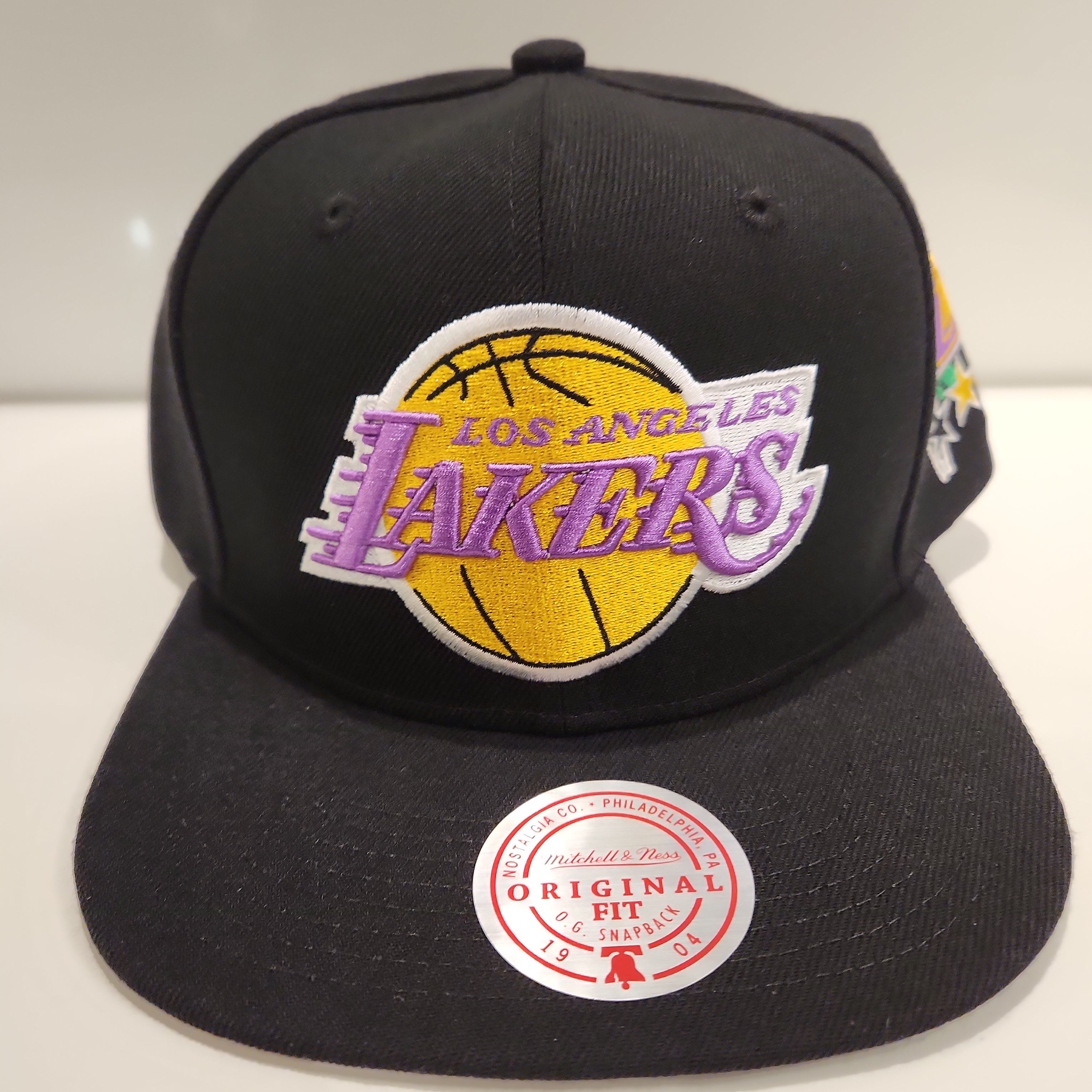 Los Angeles Lakers NBA Mitchell & Ness Men's Black Patch Overload Snapback