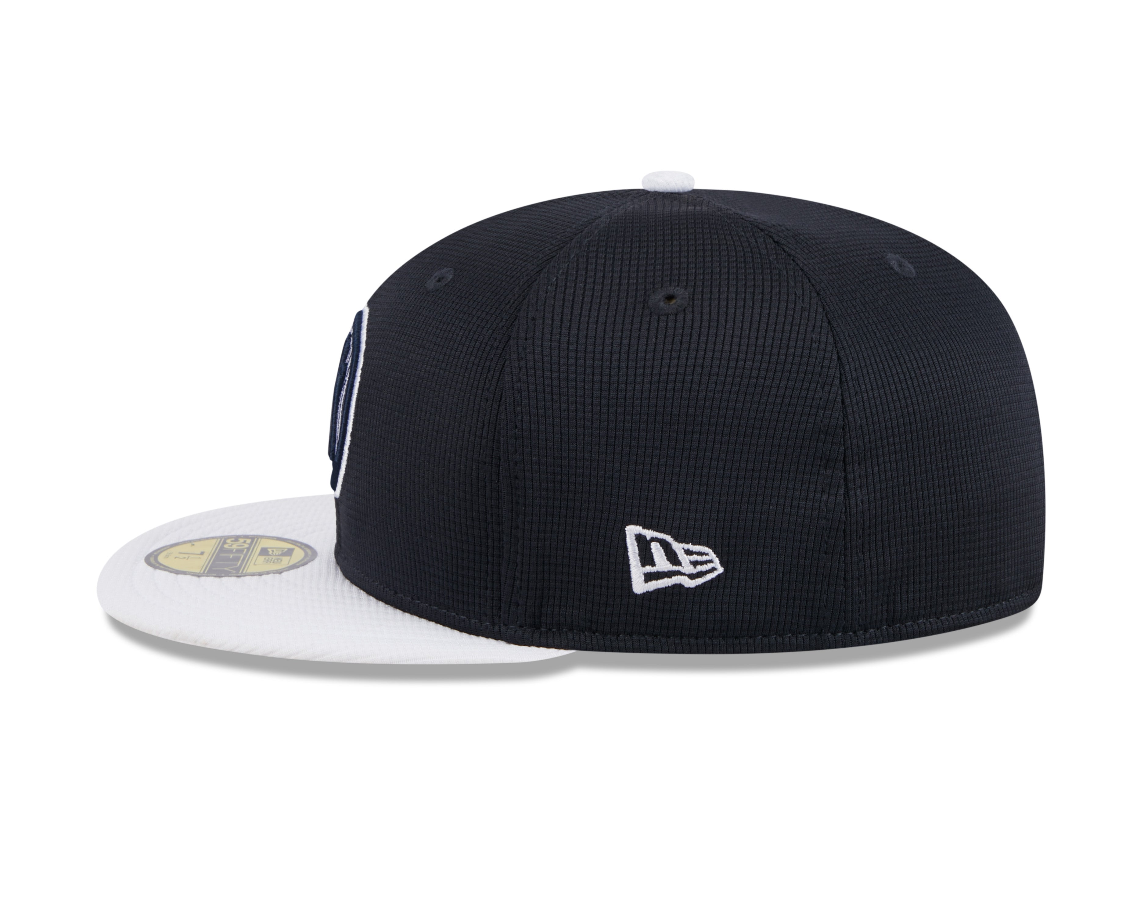 Casquette ajustée d'entraînement au bâton New Era 59Fifty 2024 pour homme des Yankees de New York MLB