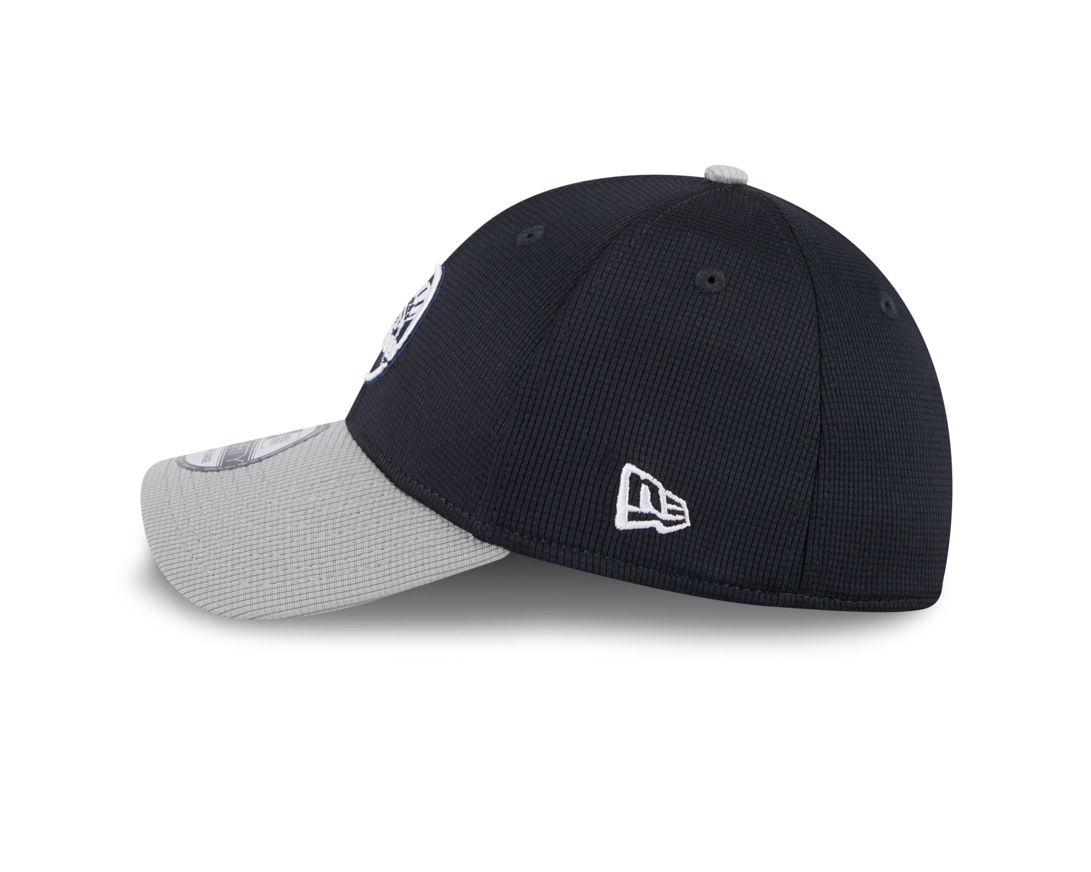 New York Yankees MLB New Era Men's Navy 39Thirty 2025 Batting Practice Stretch Fit Hat