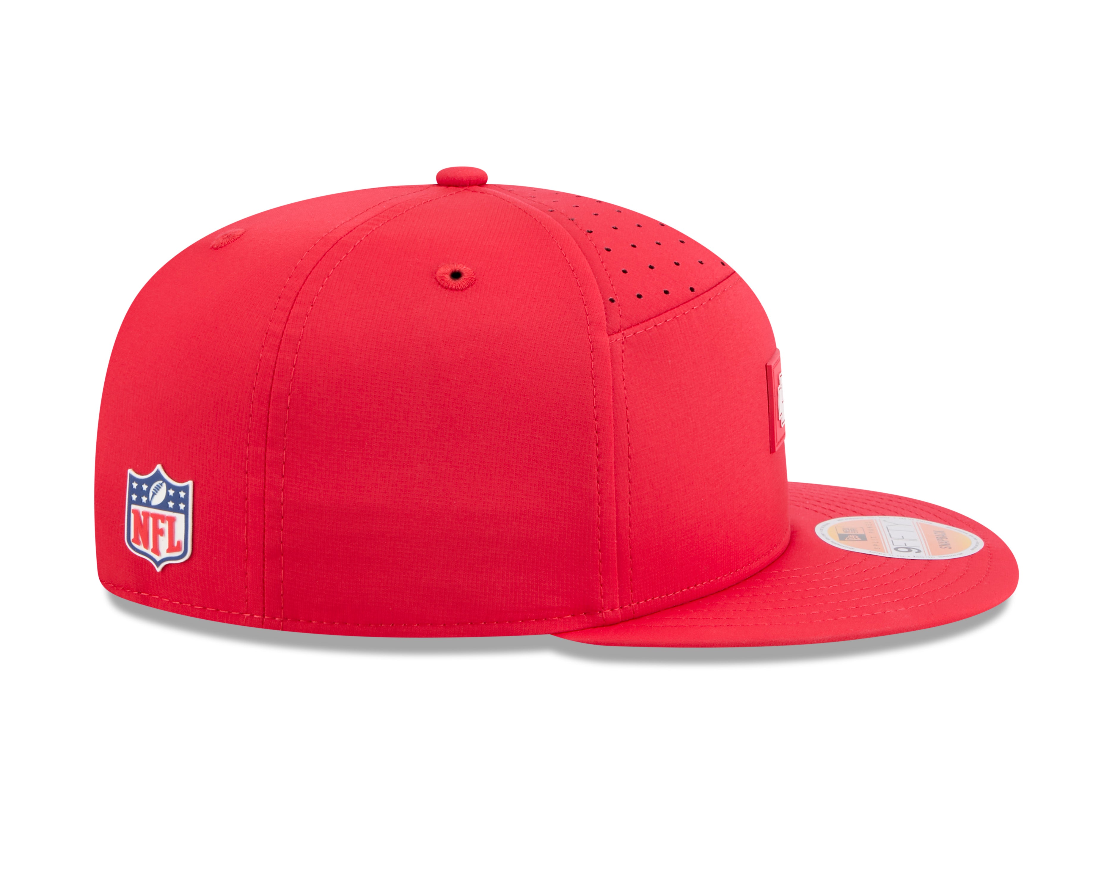 Kansas City Chiefs NFL New Era Men's Red 9Fifty 2025 Sideline Hot Weather Split Panel Snapback