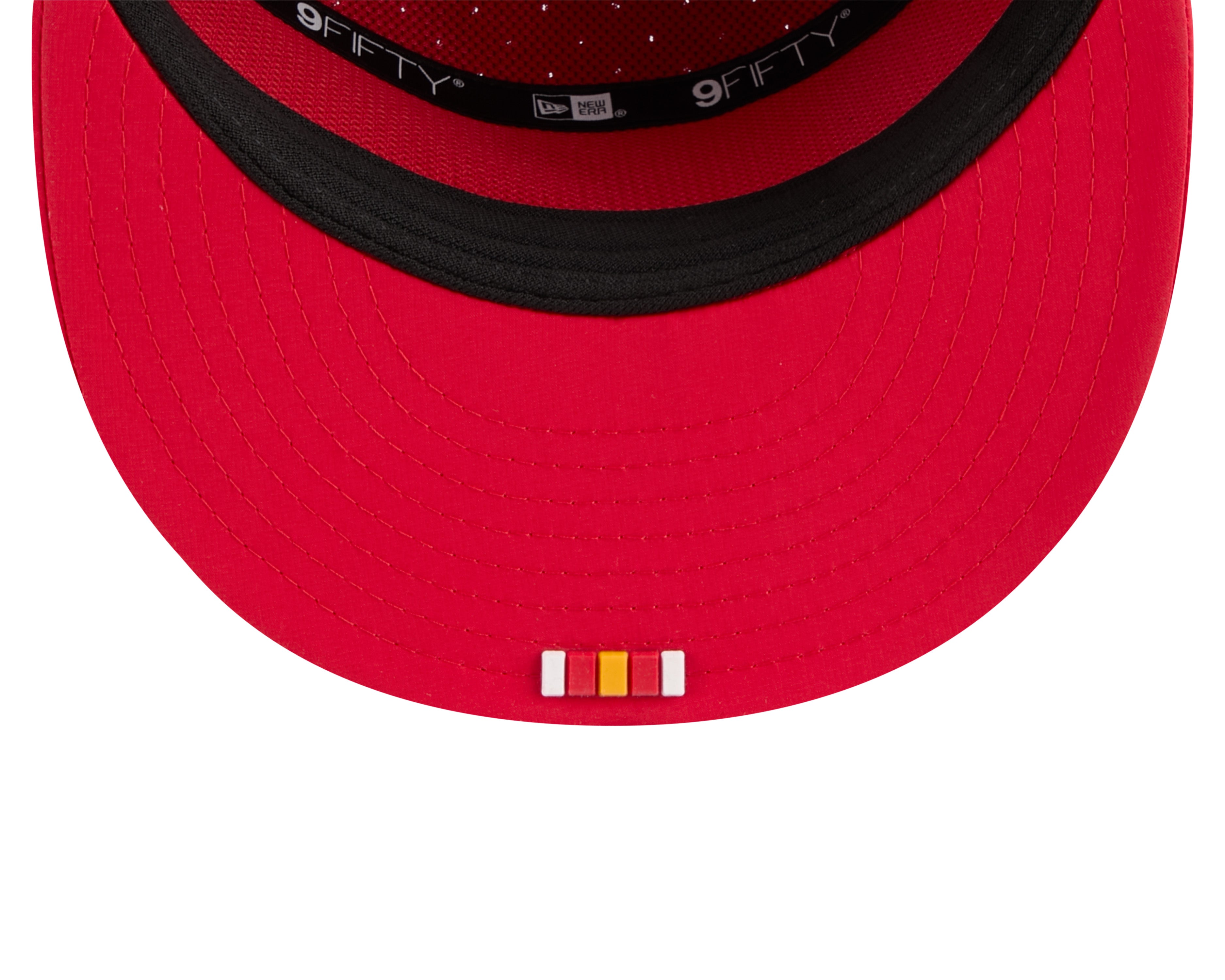 Kansas City Chiefs NFL New Era Men's Red 9Fifty 2025 Sideline Hot Weather Split Panel Snapback