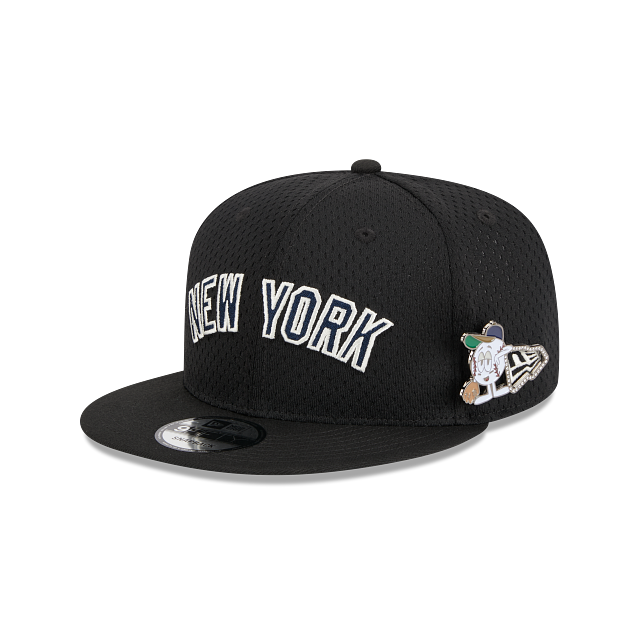 New York Yankees MLB New Era Men's Black 9Fifty 2009 Inaugural Season Post Up Pin Snapback