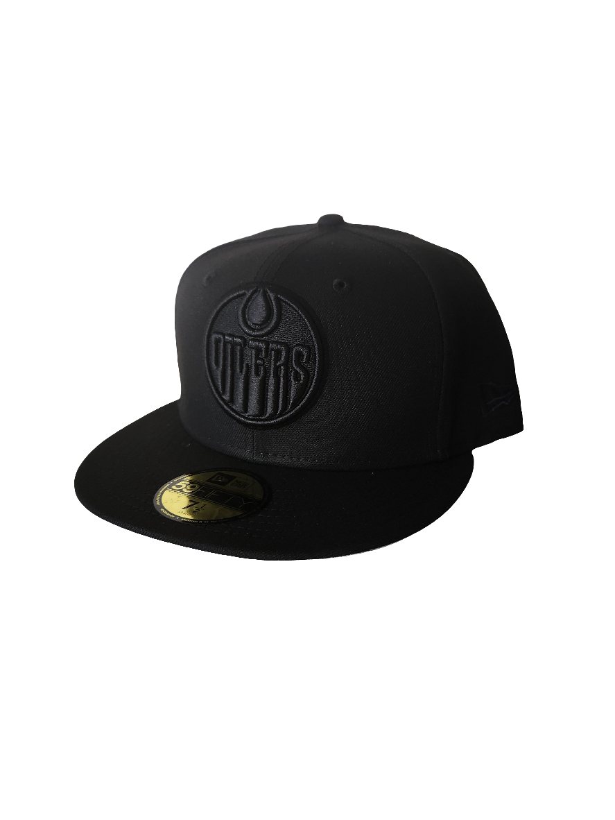 Casquette ajustée 59Fifty New Era pour homme des Oilers d'Edmonton, noir sur noir, de la NHL.