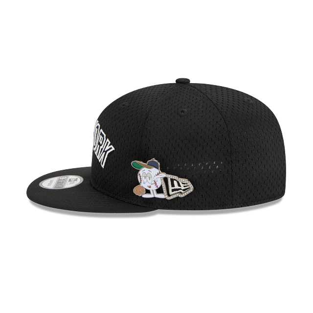 New York Yankees MLB New Era Men's Black 9Fifty 2009 Inaugural Season Post Up Pin Snapback