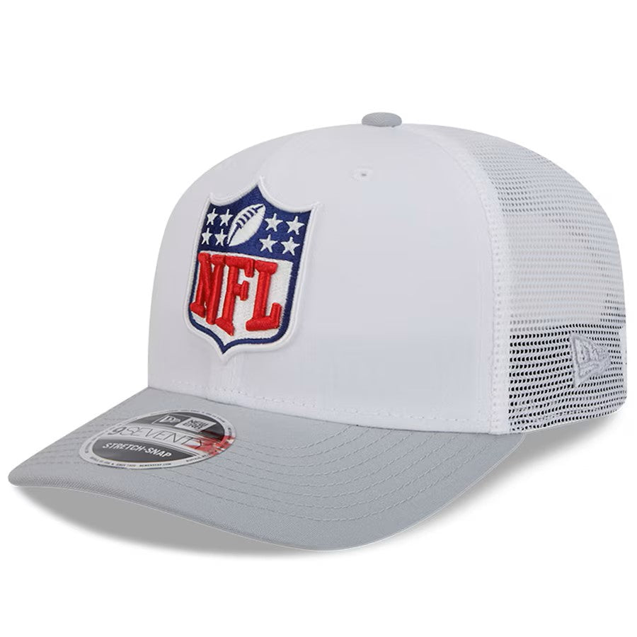 NFL Logo New Era Men's White/Grey 9Seventy 2024 NFL Training Camp Stretch Snapback