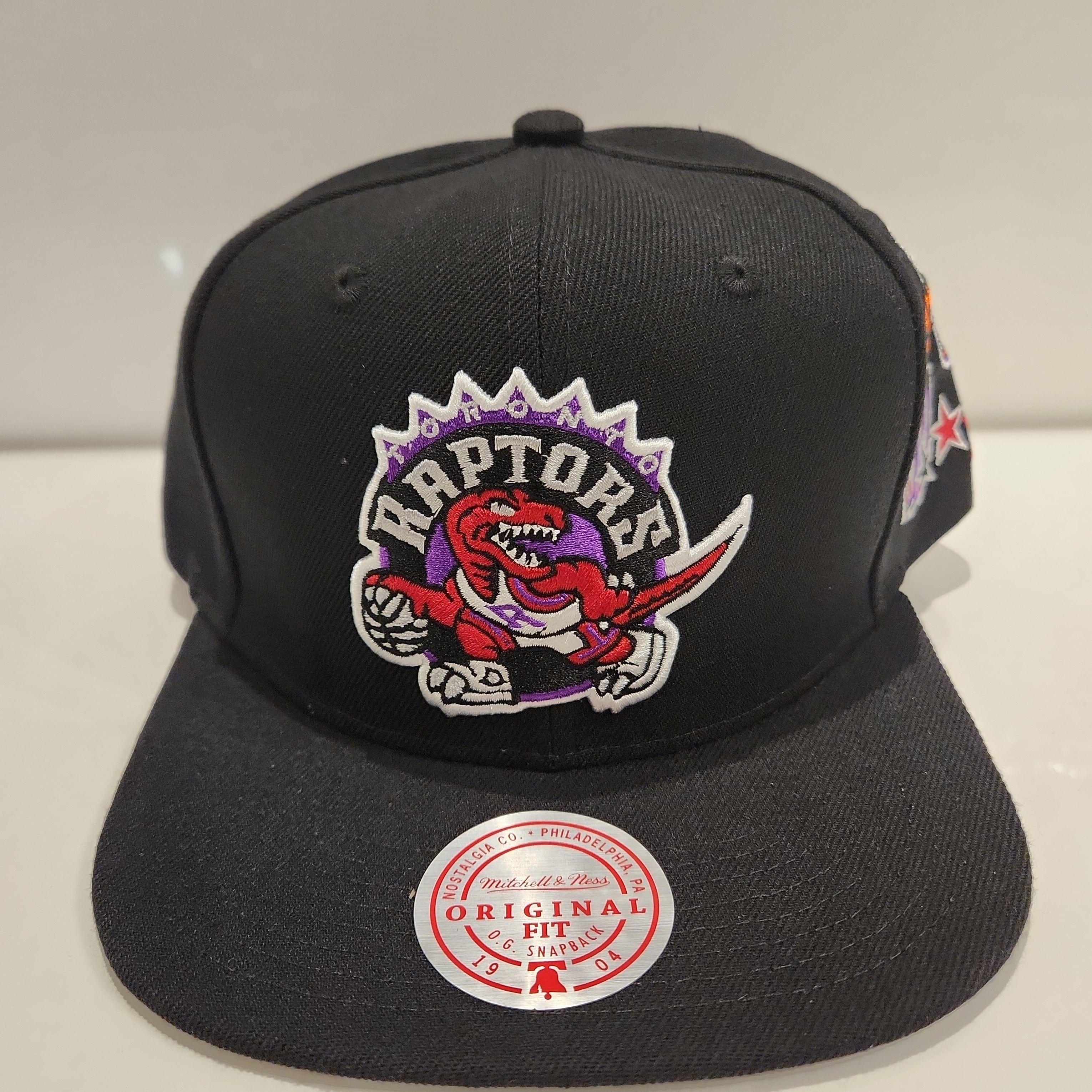 Toronto Raptors NBA Mitchell & Ness Men's Black Patch Overload Snapback