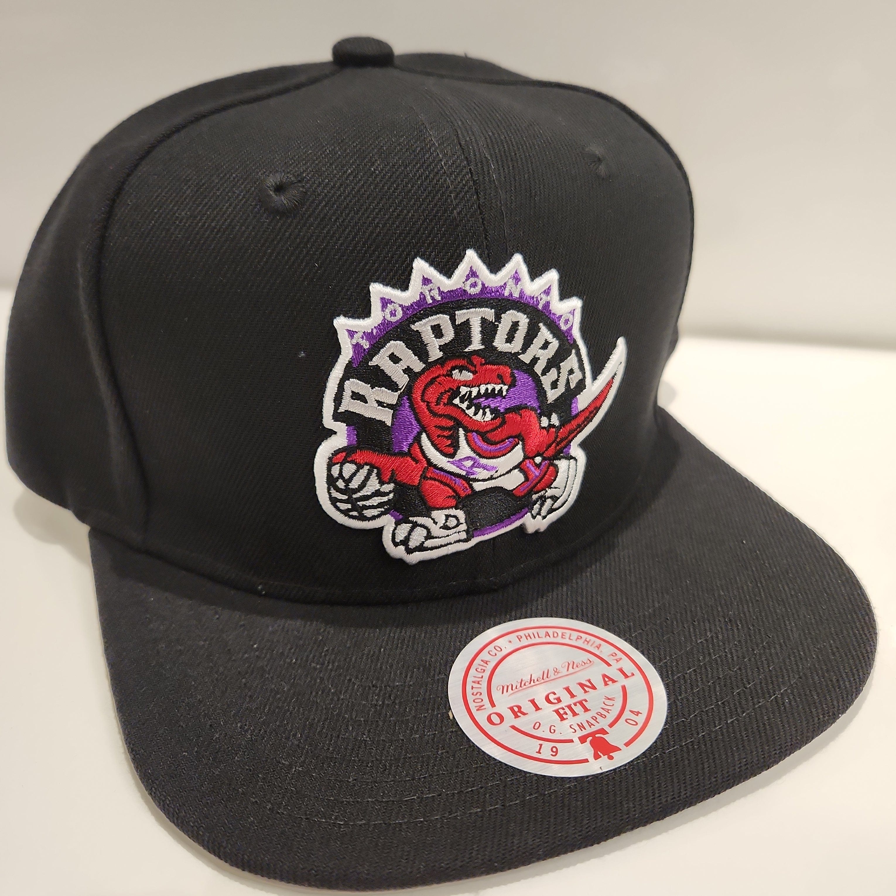 Toronto Raptors NBA Mitchell & Ness Men's Black Patch Overload Snapback